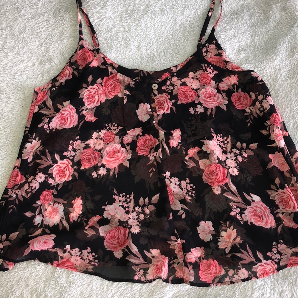 Rose Pattern Tank Top - Picture 4 of 4